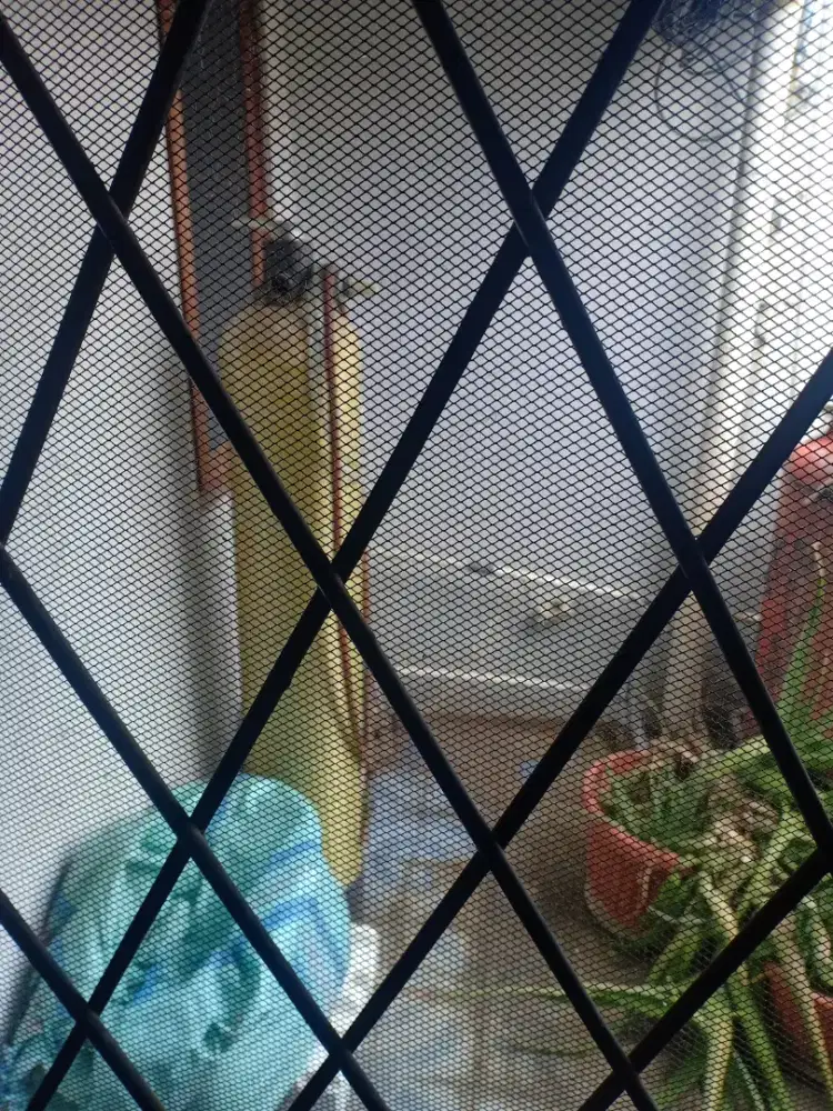 Tabung filter dan mesin pendorong