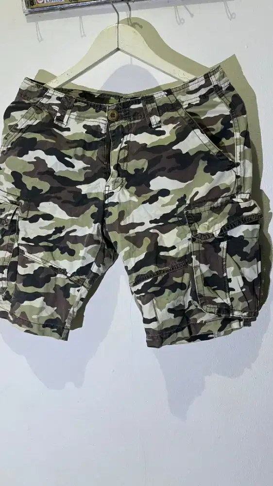 Army short pants