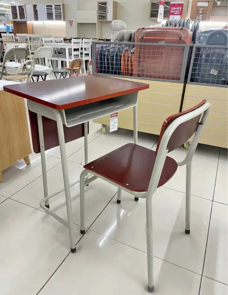 Set meja sekolah Selma/Informa