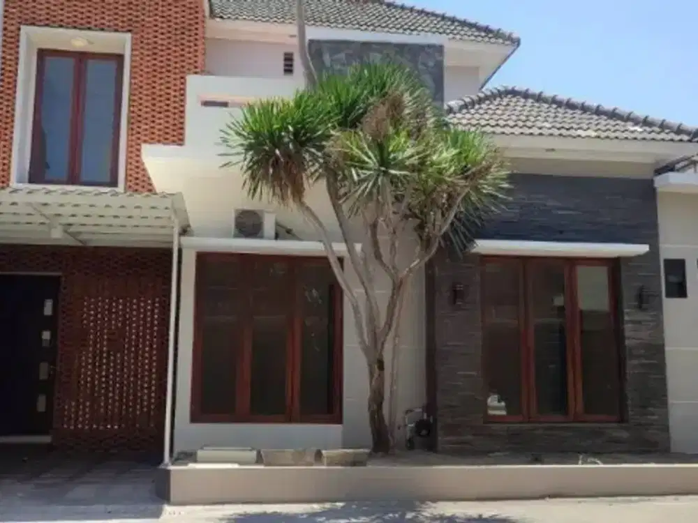 jual cepat rumah 2 lantai mewah di kendangsari murah