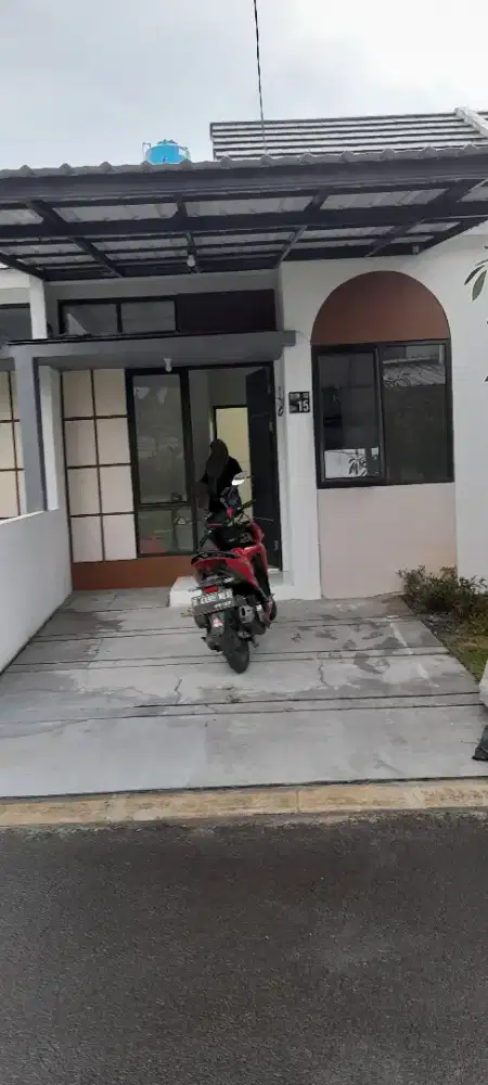 Disewakan rumah cluster parung panjang