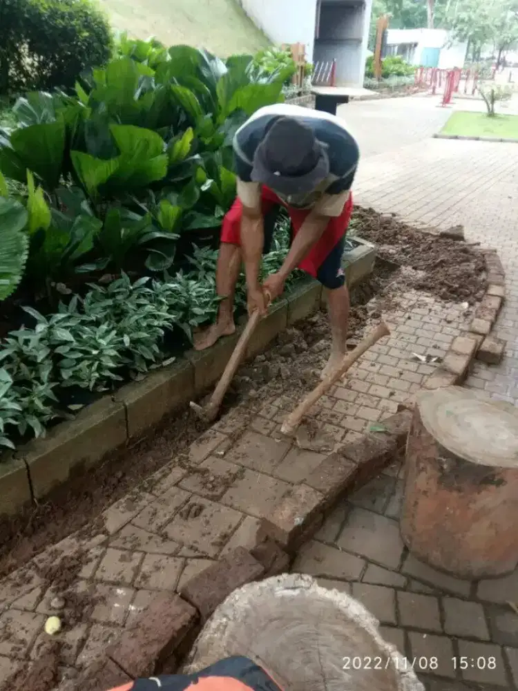 Tukang gali panggilan