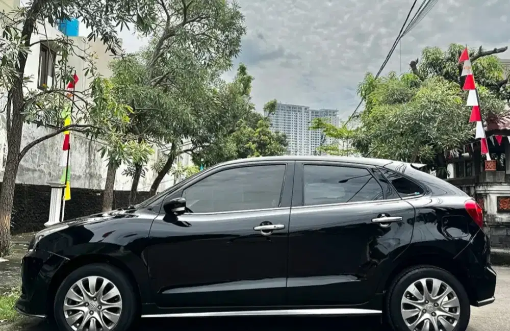 SUZUKI BALENO Hitam Metalic 2019 MATIC