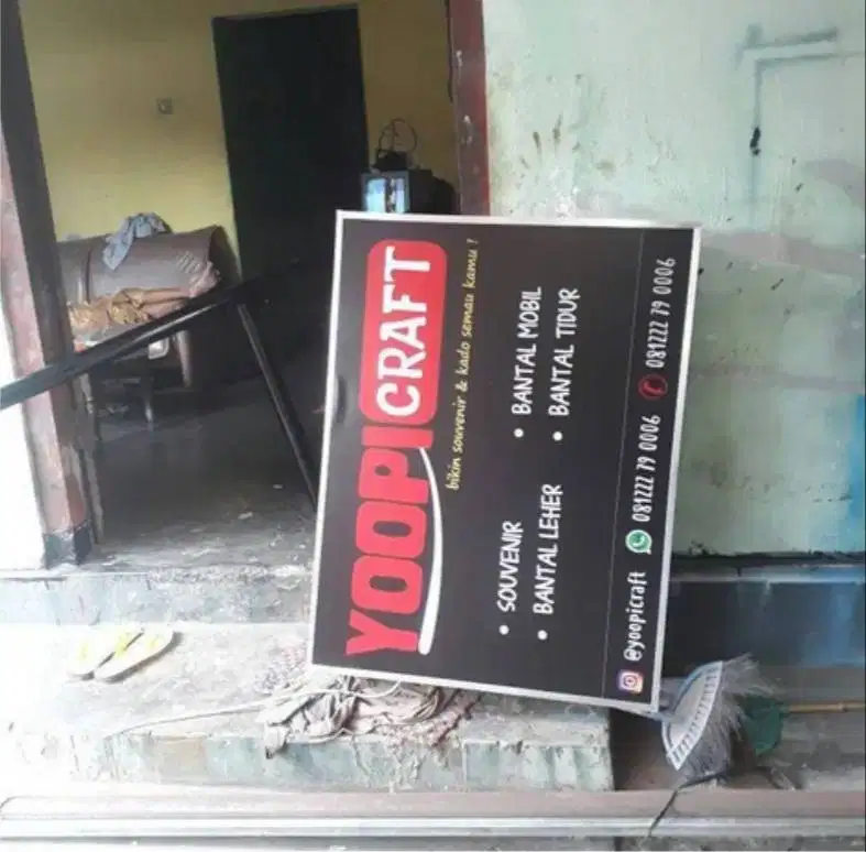 Perbaikan Neonbox Ganti Gambar MMT papan nama pasang Stiker Tembok