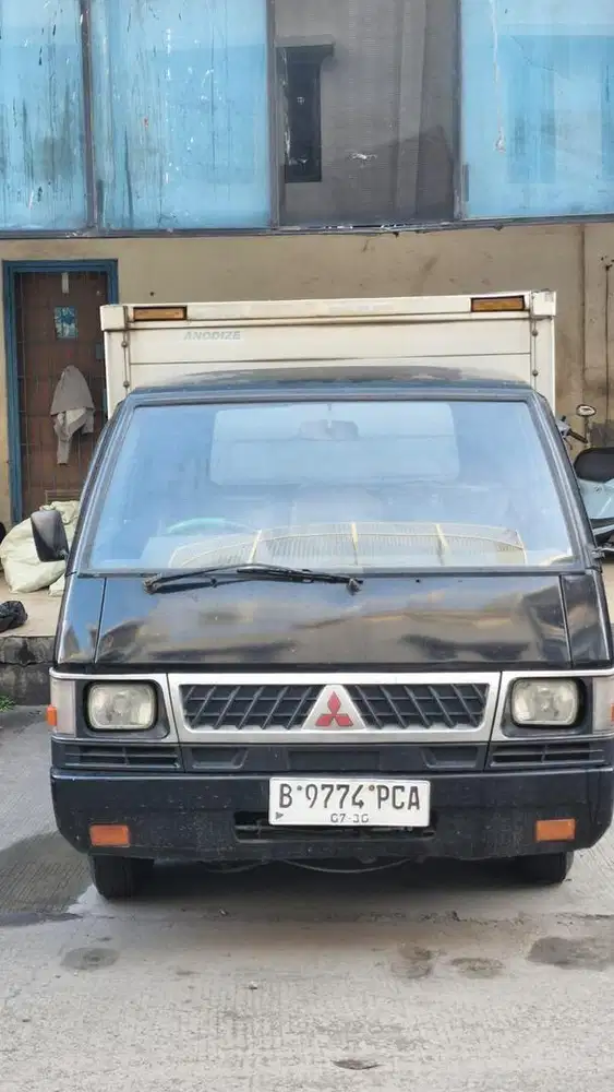 Dijual Mitsubishi L300 Box 2010 – Siap Kerja, Mesin Kuat & Tangguh!