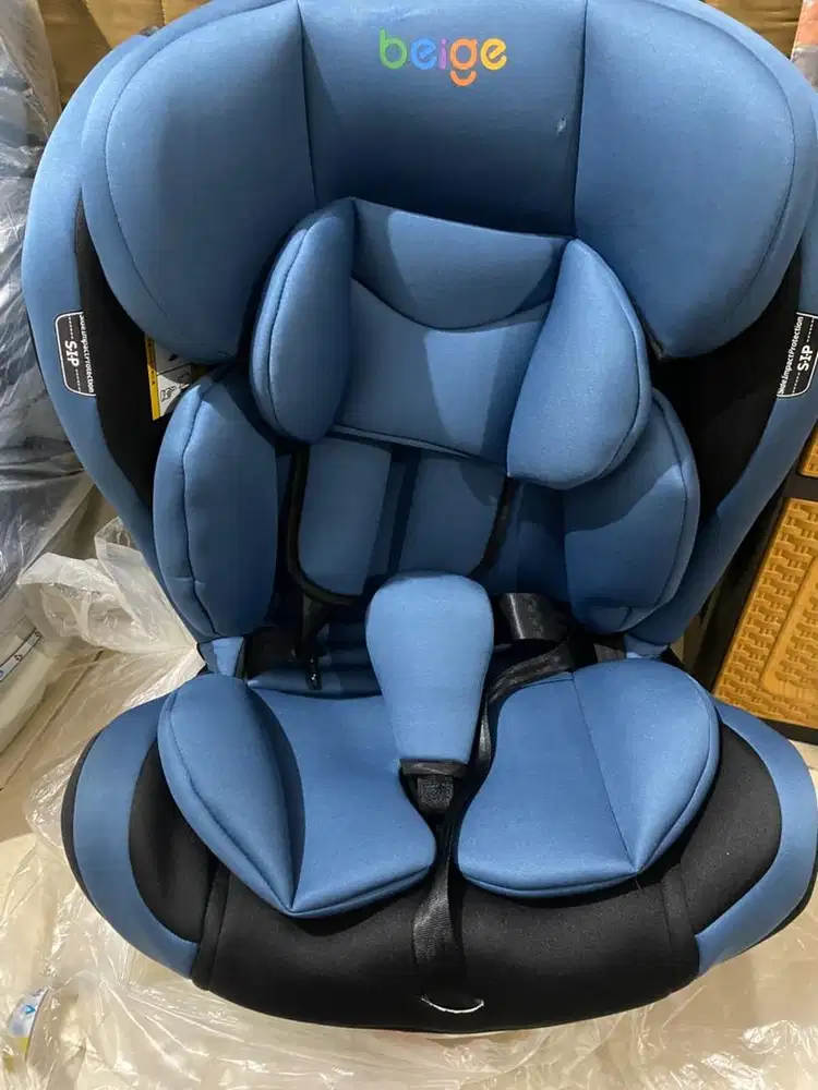 NEW CARSEAT BY BEIGE