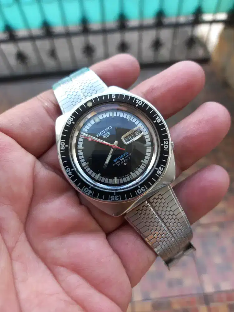 Seiko 5 Sports 6106-8120 Water 70 Proof