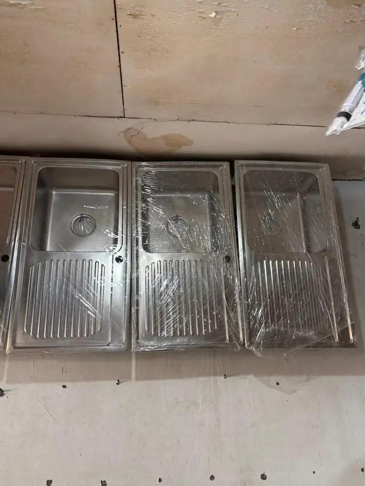 Bak cuci piring stainlees