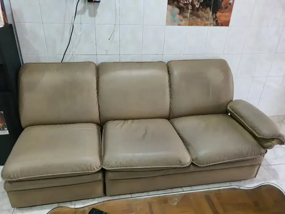 Sofa kulit 3 Seater