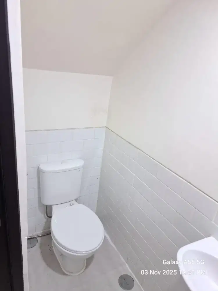 Take Over Rumah 2lantai