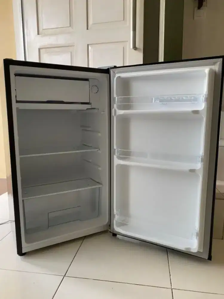 Kulkas Changhong 1 pintu (second)