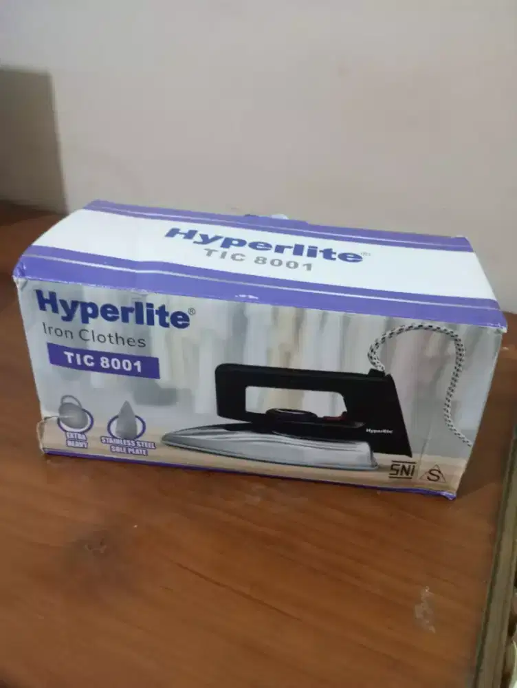 Setrika Hiperlite TC8001
