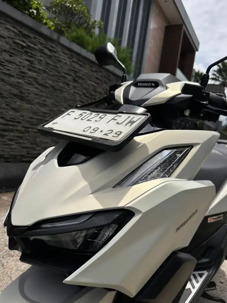 VARIO 160 ABS 2024 Putih MULUS banget