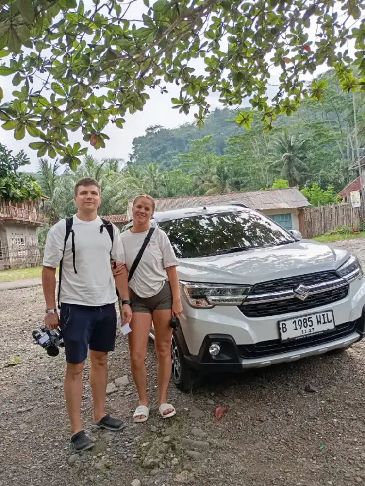 Sewa mobil lepas kunci harian mingguan bulanan