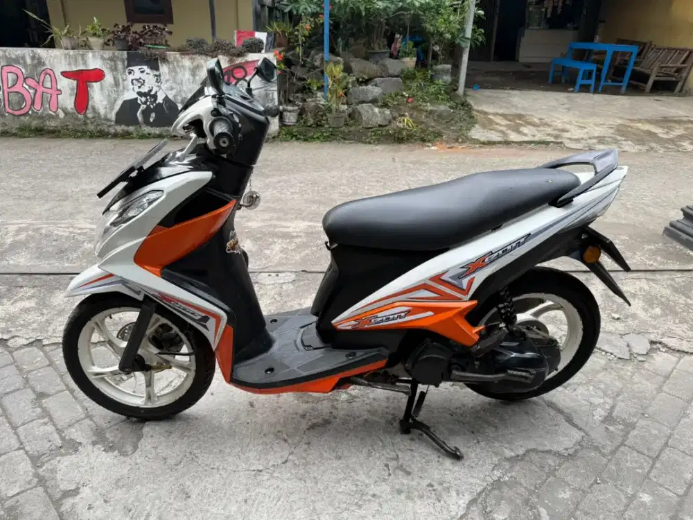 Yamaha Xeon RC injeksi THN 2013 plat B jakarta