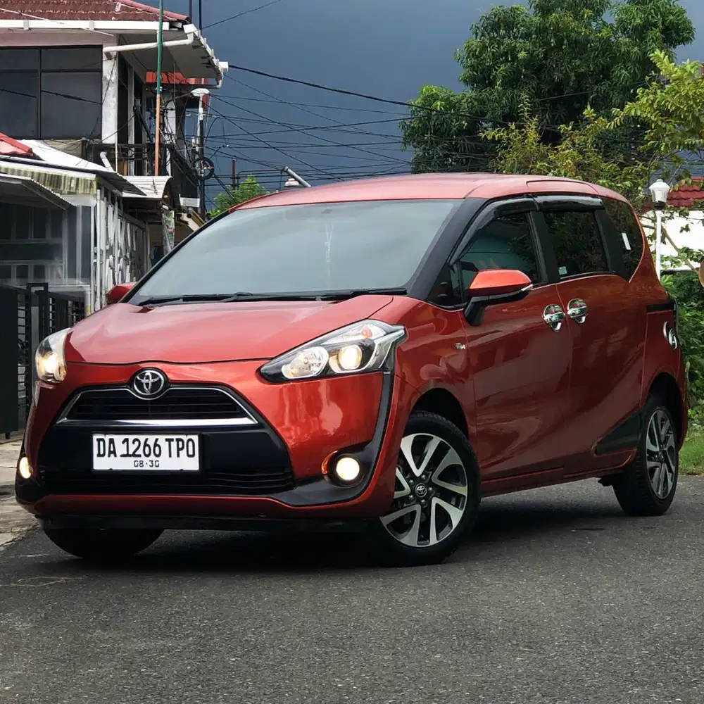 Toyota Sienta tipe V PSD 2016