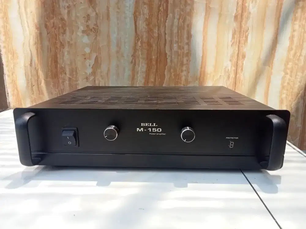 Power Stereo 700 watt 10 amper