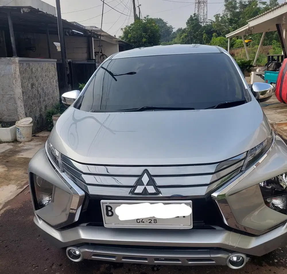 Mitsubishi Xpander ultimate Automatic 208 km rendah terawat bagus