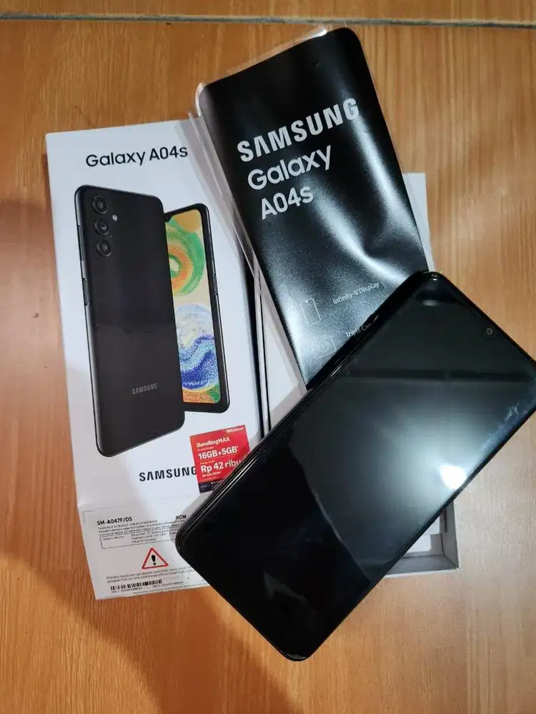 Samsung A04s istimewa like new!