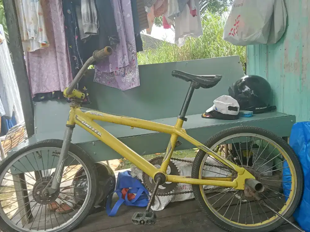 Di jual cepat sepeda united epica