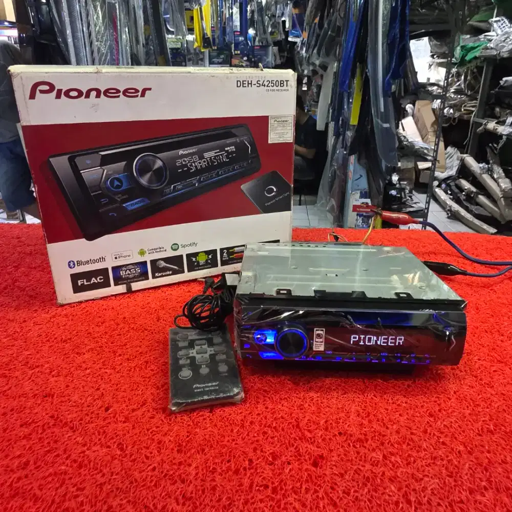 Head Unit Single Din Pioneer DEH-S4250BT Bluetooth USB CD Aux Radio