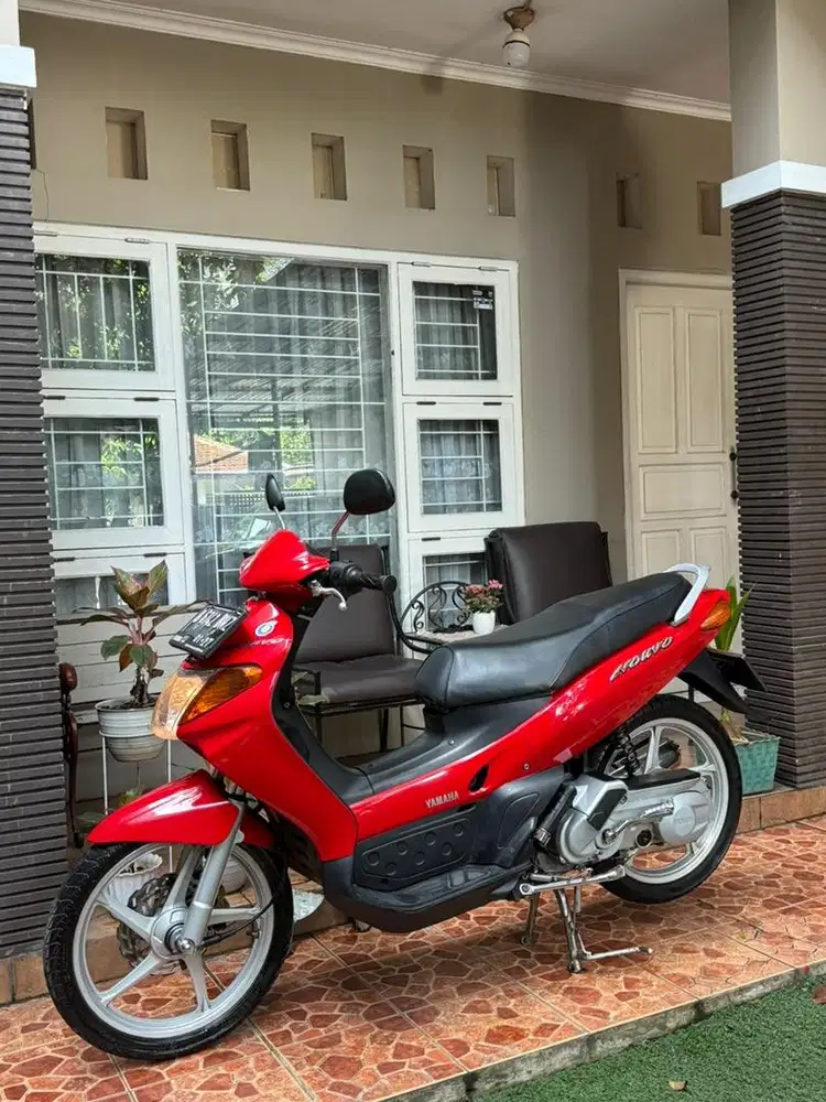 Yamaha nouvo 2004