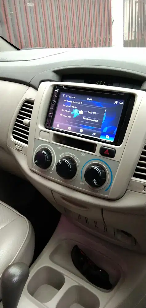 Toyota Kijang Innova 2014 Bensin