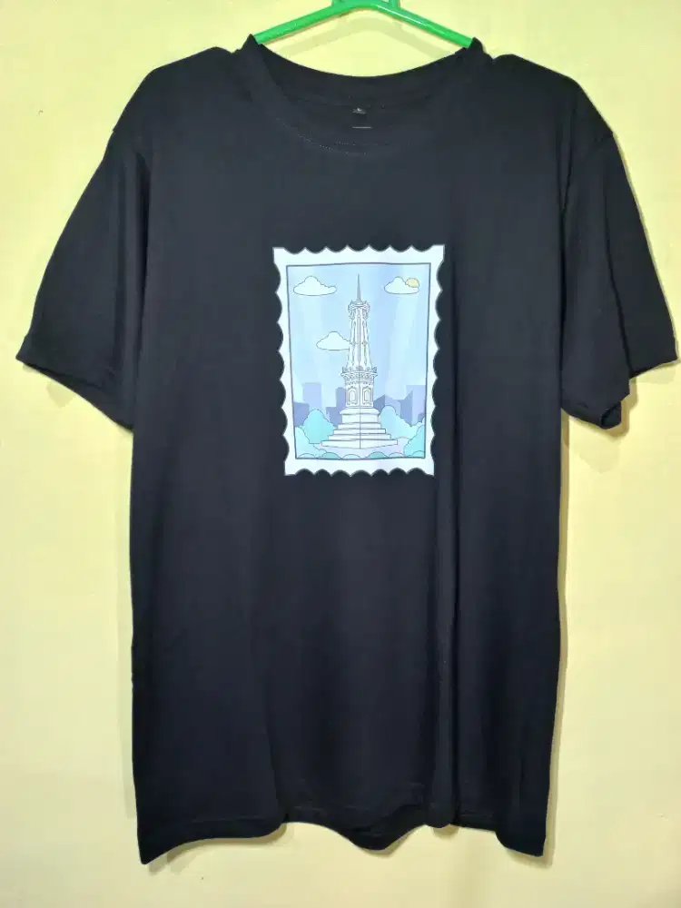 Kaos bergambar katun  30s combed premium size L