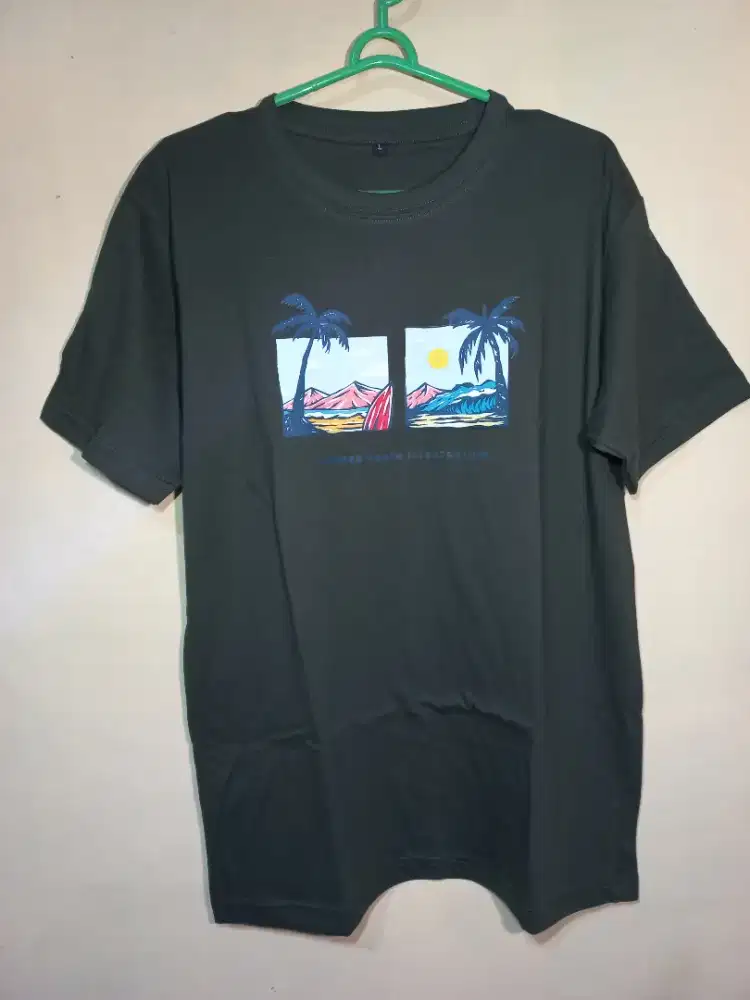 Kaos army bergambar katun 30s combed premium size L