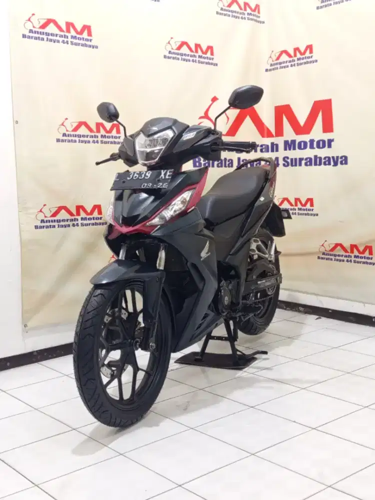 Honda supra GTR 150 Tahun 2016 warna Hitam