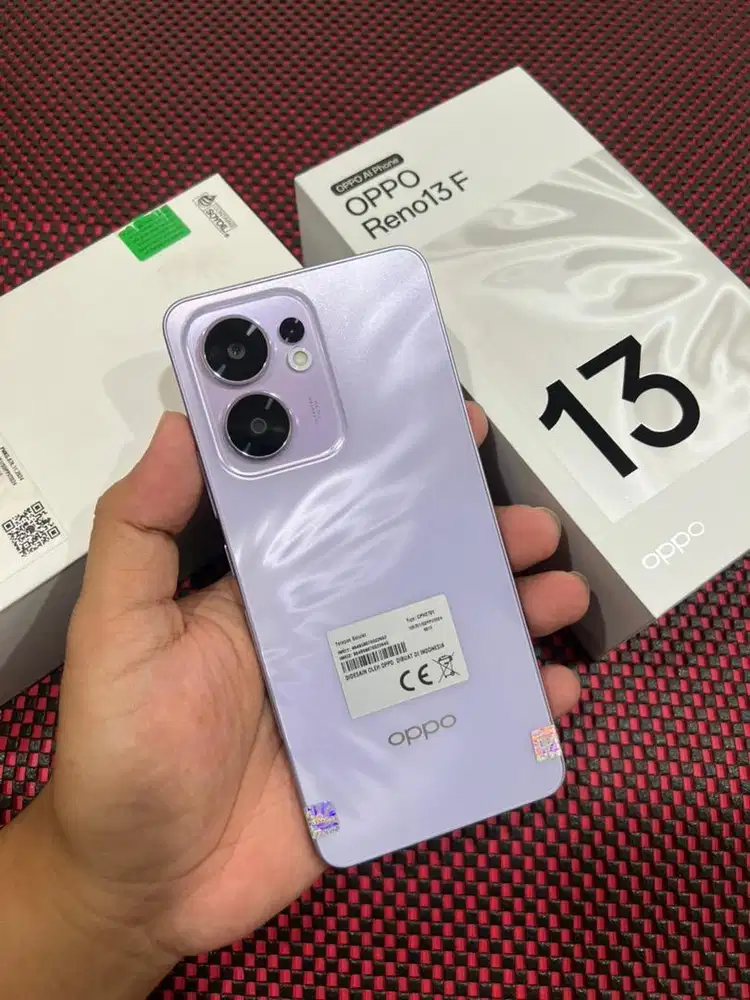 Oppo Reno 13F 8/256 – Desain Premium, Kamera Jernih, Garansi Panjang!