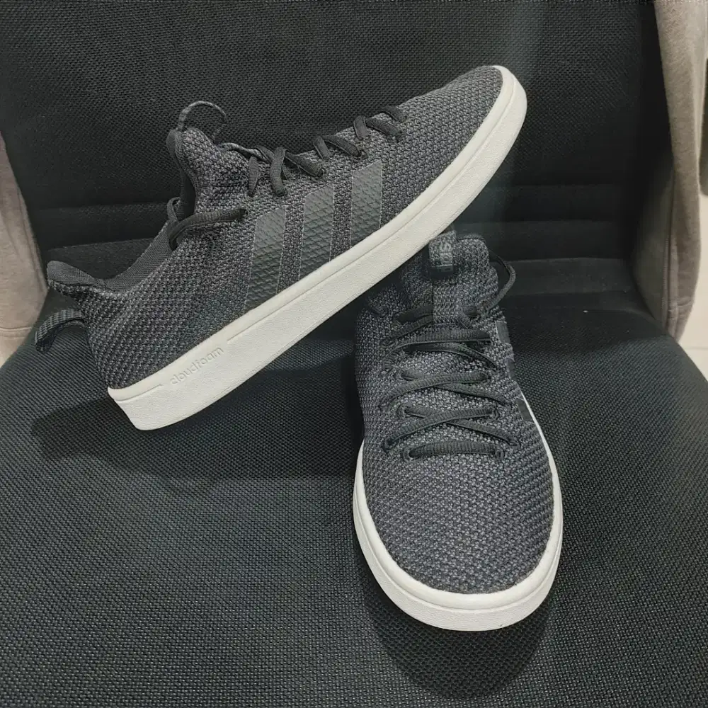 Sepatu Adidas cloudfoam adventage preloved size 41