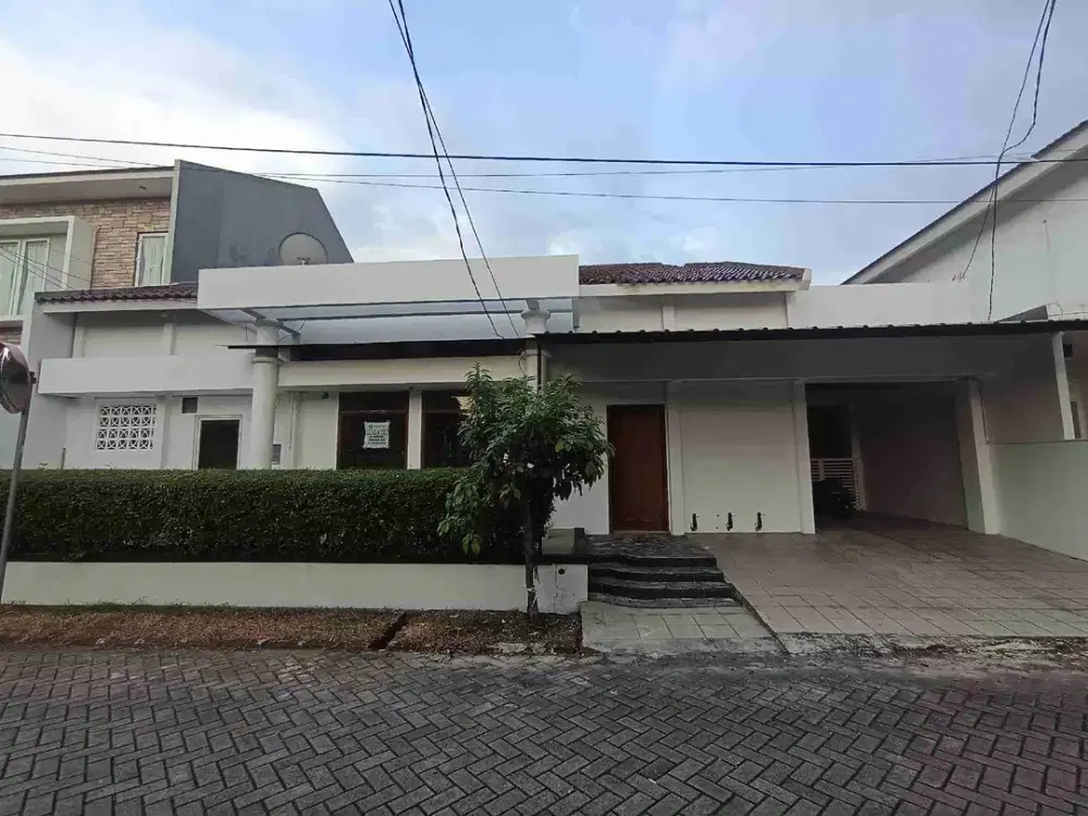 Rumah Luas di Gretta Residence Graha Bintaro Disewakan Segera