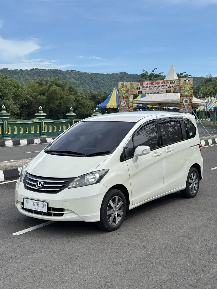 FREED PSD 2011 MATIC