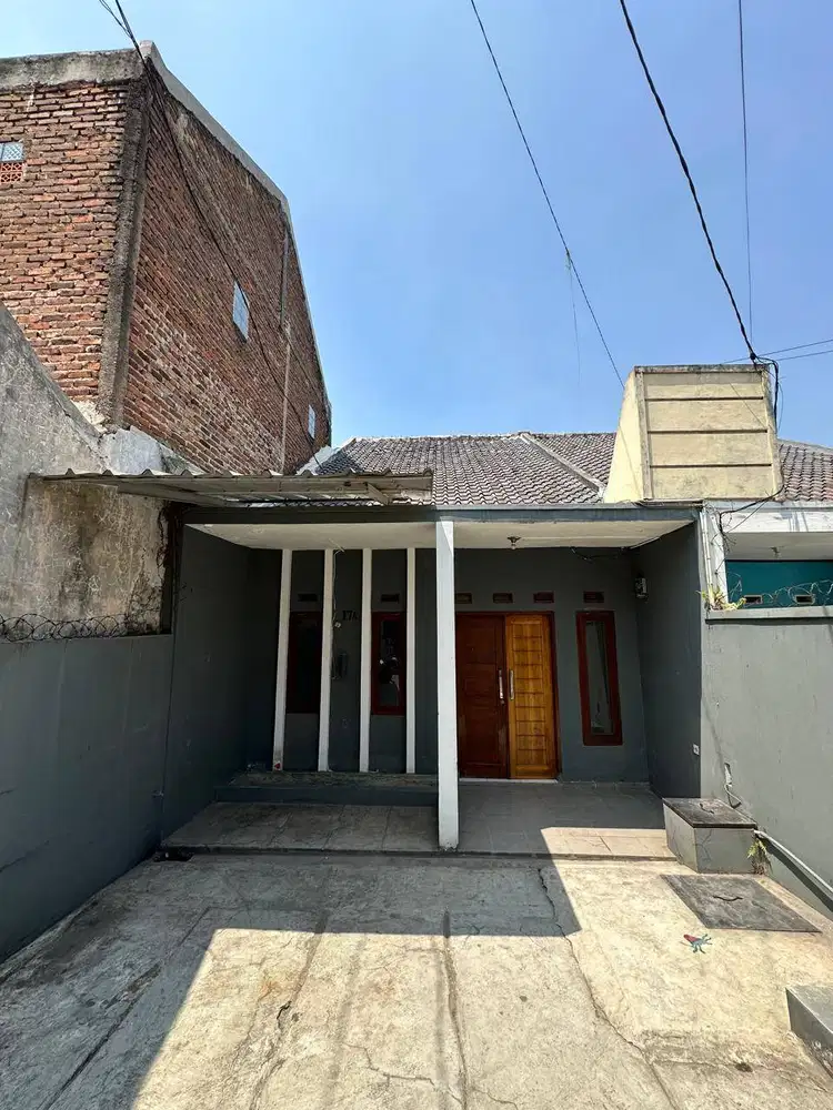 SEWA RUMAH TAHUNAN PUSAT KOTA BANDUNG STRATEGIS DAN MURAH