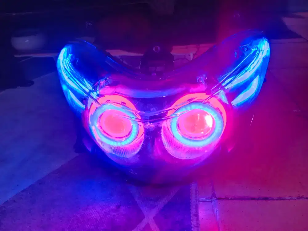 Lampu depan xeon gt 125