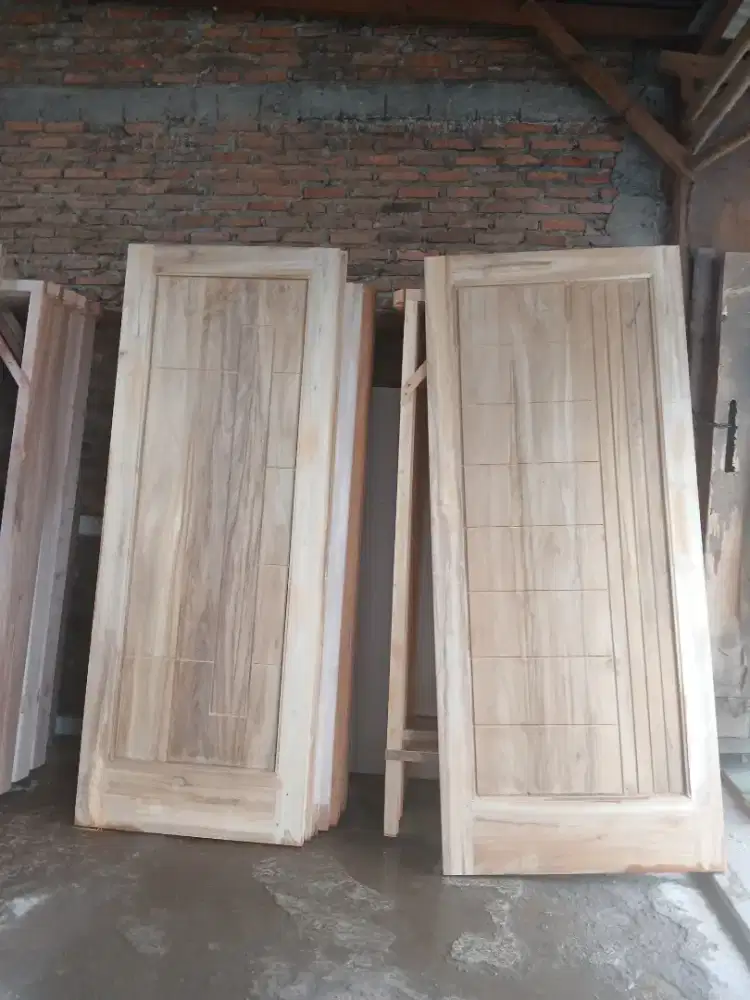 Pintu jati solid