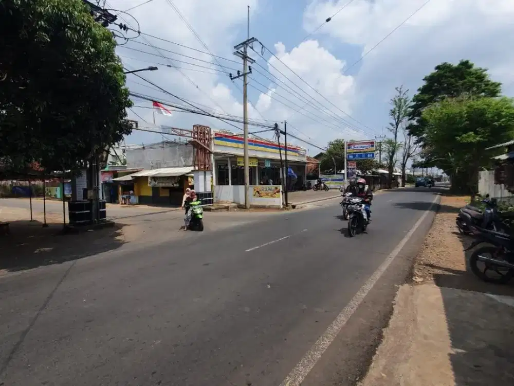 Tanah datar Mainroad Parakan Muncang_ Tanjungsari Sumedang Blok Sadang Siap bangun lokasi strategis