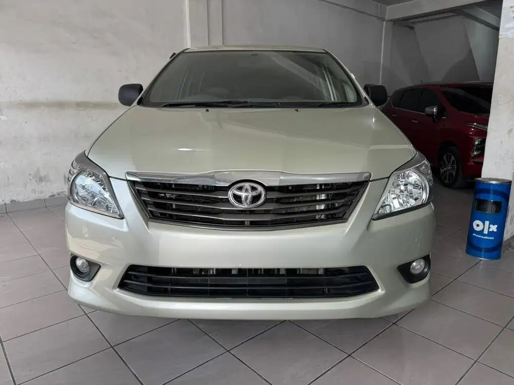 Tdp 25 Jt Toyota Kijang Innova 2.5 E Diesel Manual 2013 Silver 1 Nama