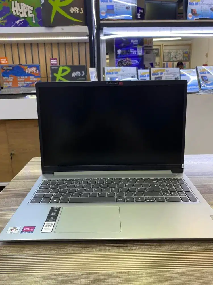 Lenovo Ideapad slim 1 amd atlon 7120 8Gb