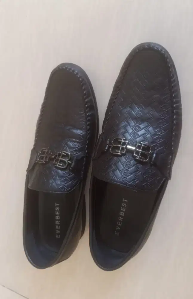 Everbest Sepatu Kulit Pria - Original Hitam, Davian