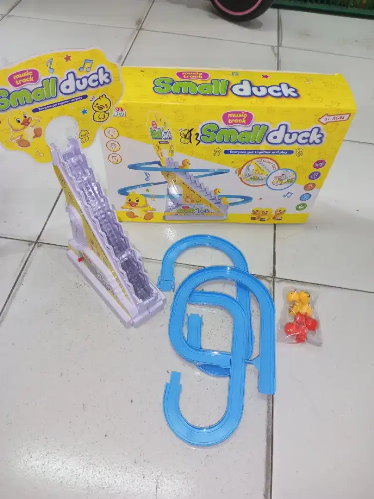 Mainan Anak Slide Tangga bebek baterai