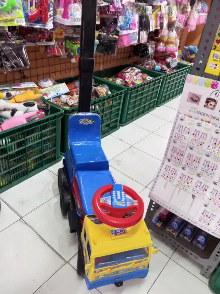 Mainan Anak Truk Bonceng Naik