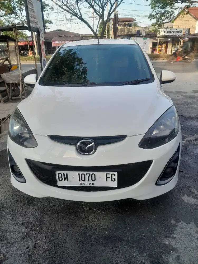 Mazda 2 R 1.5 AT Mulus