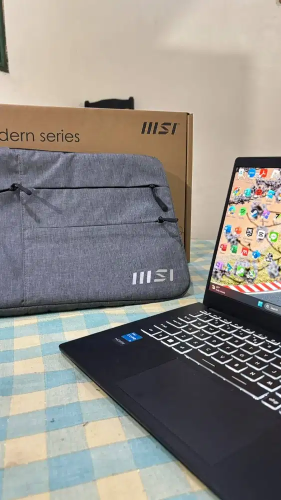 Laptop MSI Modern 14