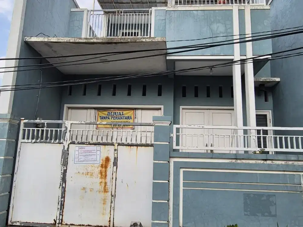 RUMAH DI PERUM PALEM PERTIWI BLOK W NO. 12A, PALEMWATU, MENGANTI GRESIK