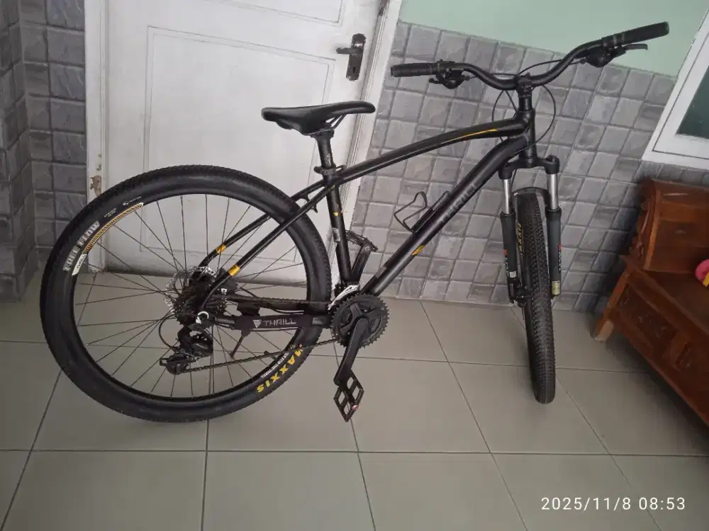 Sepeda MTB thrill cleave 1.0