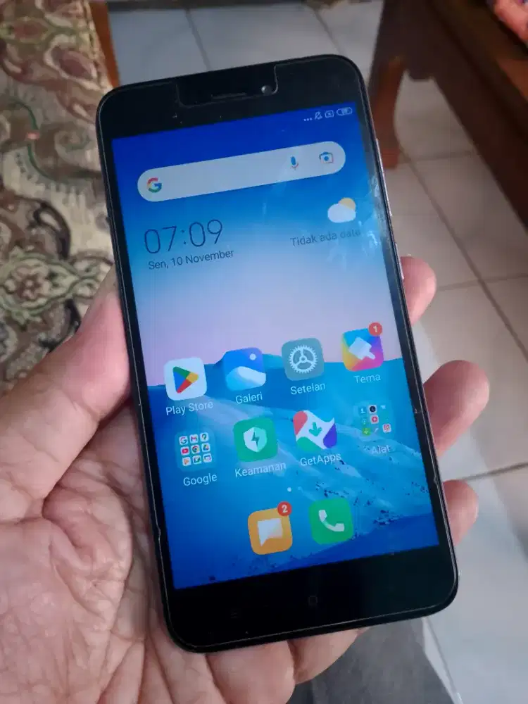Redmi 5a.. 2/16.. hrg muriih bingiit bolo