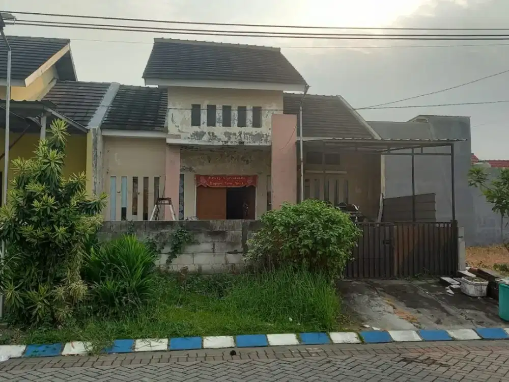 RUMAH DI PERUM PERMATA GREEN MENGANTI REGENCY BLOK B2 NO 09, DRANCANG, MENGANTI GRESIK