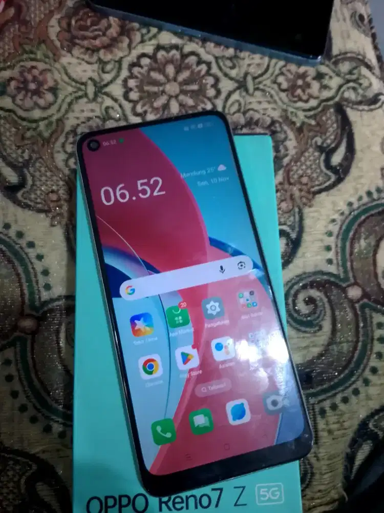 Oppo reno 7z 5g.. 8+4/128.. fulset.. joss.. murrah